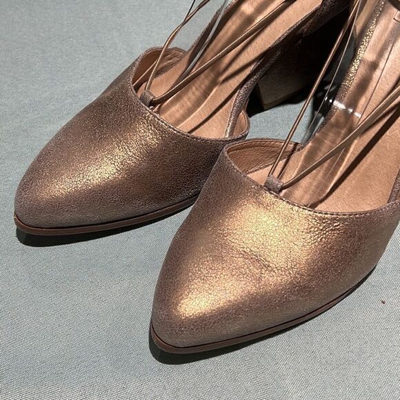 Eileen Fisher Ghillie Rope Pump Heel Sandal Platinum Size 8.5 B48 - Picture 3 of 9